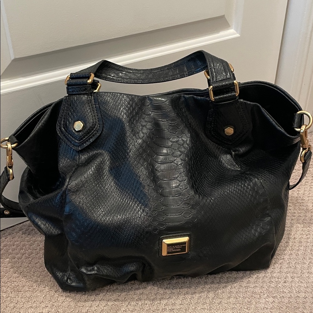 Marc Jacobs Black Textured Leather Shoulder Bag with Gold Hardware